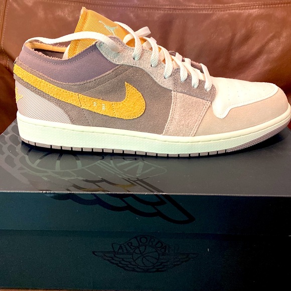 NWT AIR Jordan 1 Low SE Craft - Picture 2 of 6